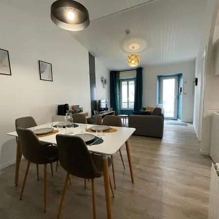 Апартаменты L'escapade De Rompsay Cosy & Moderne Ла-Рошель